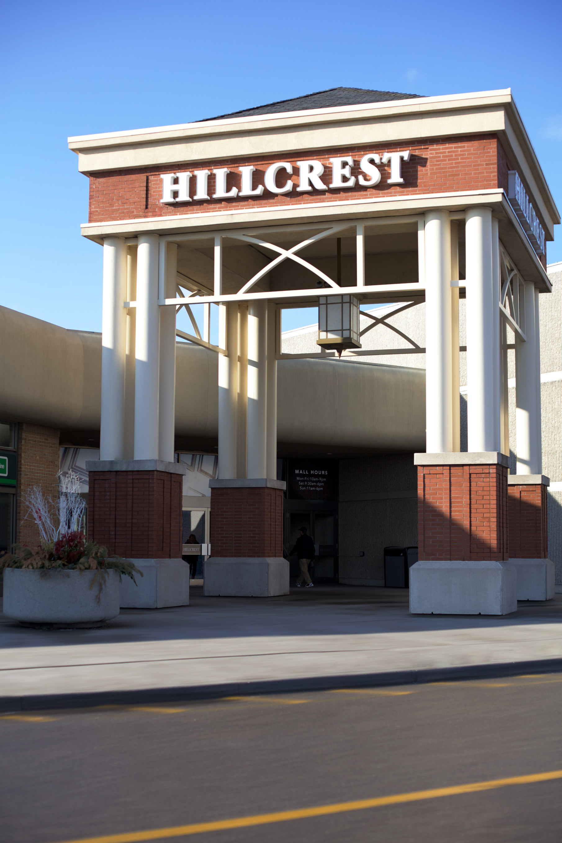  - Hillcrest-Mall-Jan-2014-Arch-Gazebo