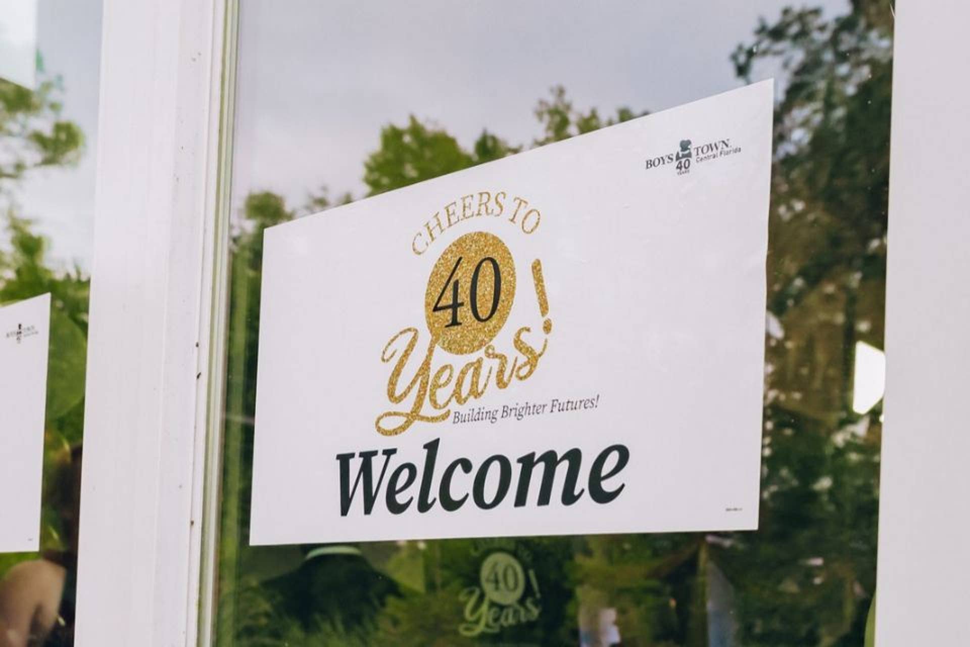 Cheers to 40 Years Welcome sign