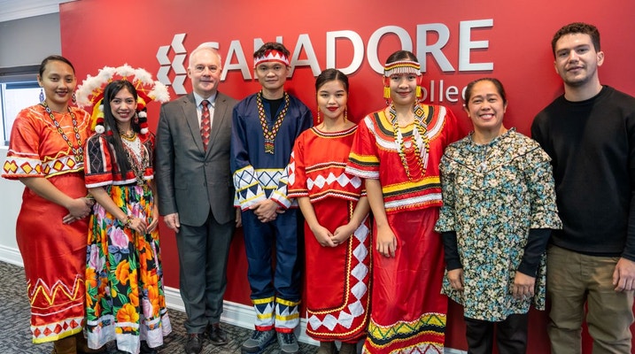 Canadore College welcomes students from the Philippines