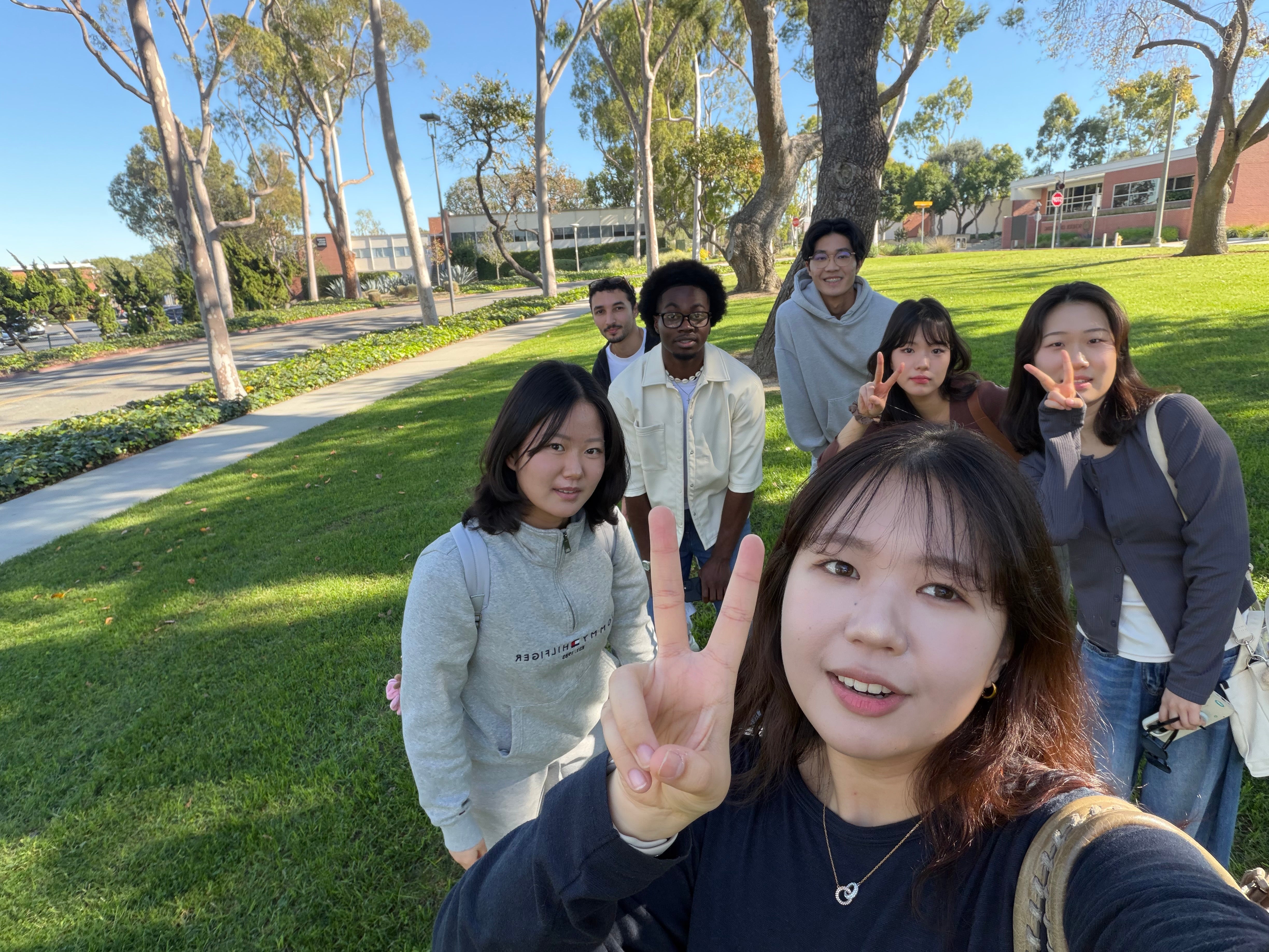 CSULB students studying abroad on campus