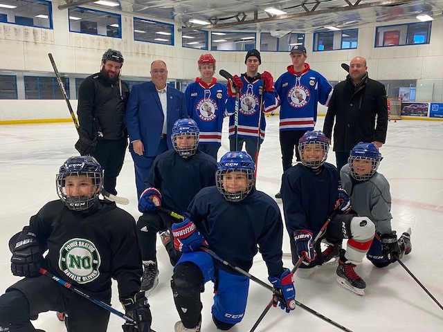 easthill kids on the ice