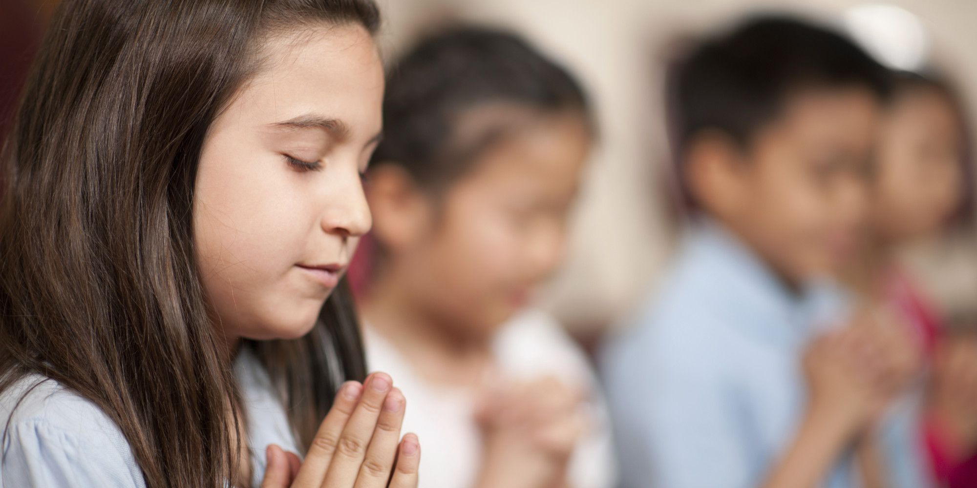 girl praying