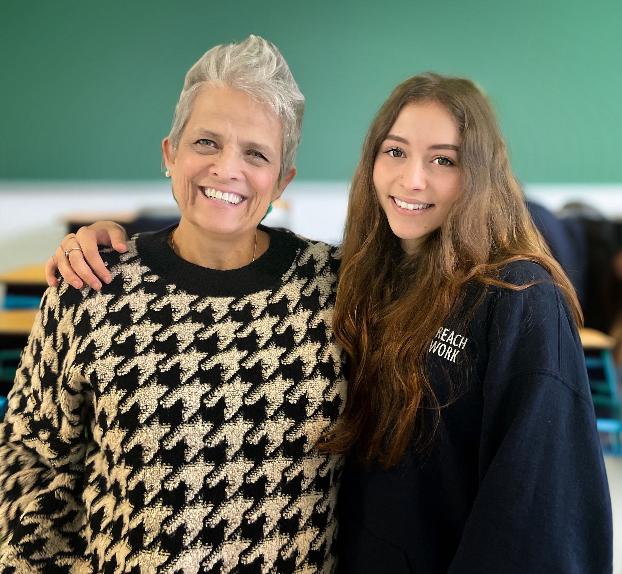 lorena and julia semaan