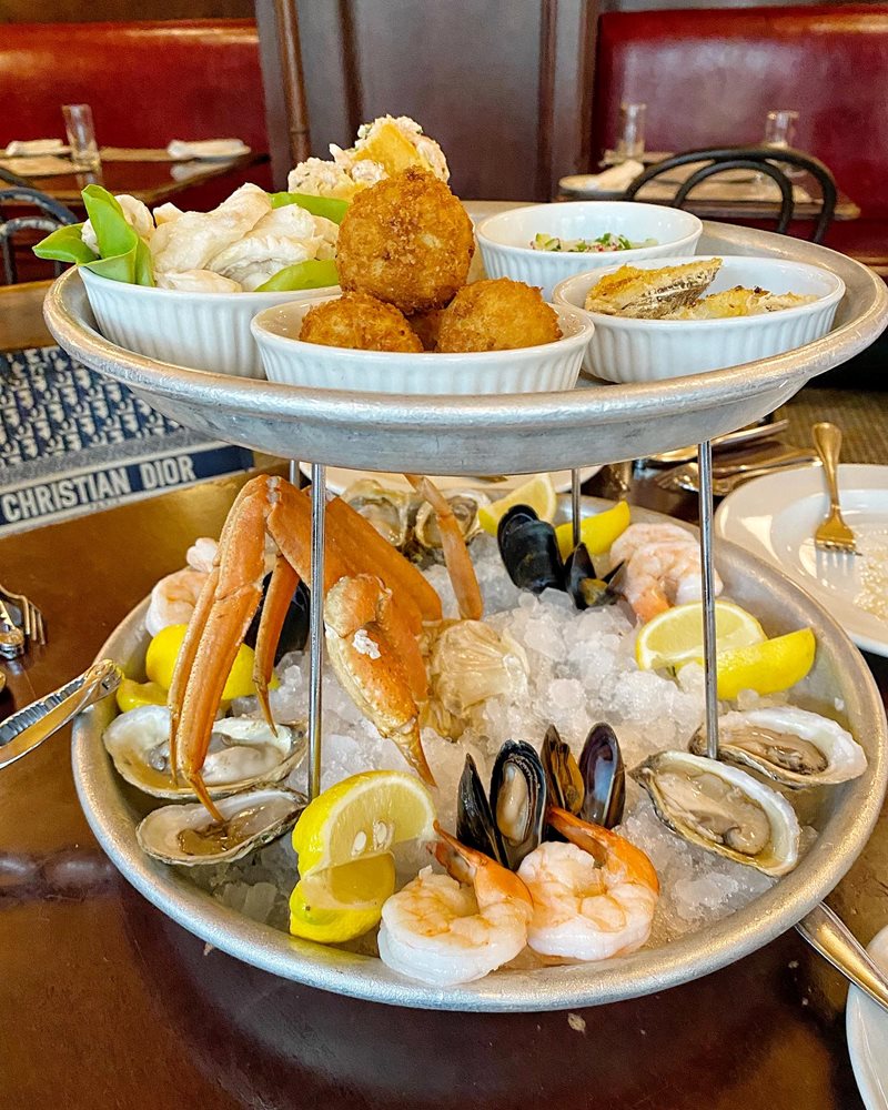 The seafood platter at The Métropolitain Brasserie. 