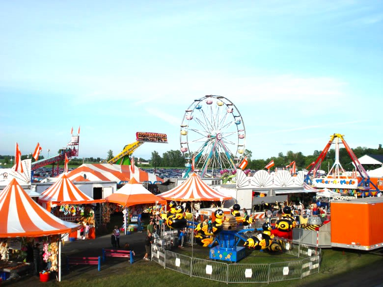 Ferris Wheel and Games