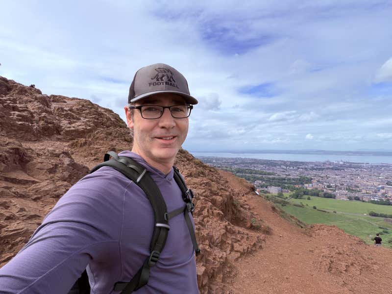 A bit higher now, the city and the water opening up behind me