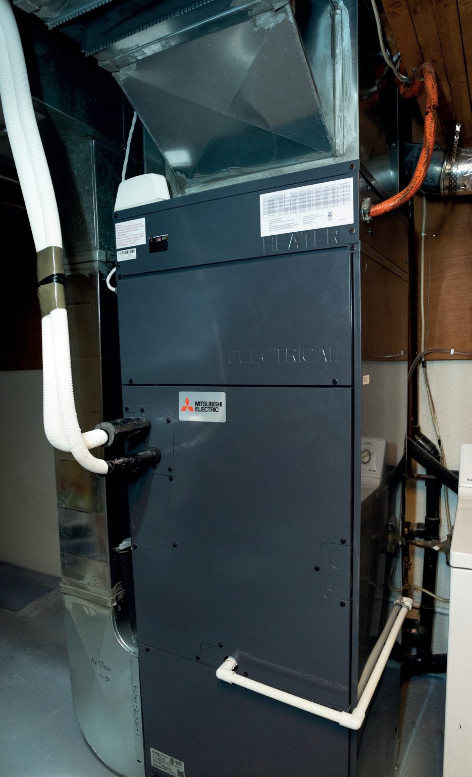 Mitsubishi Electric Zuba Central indoor air-handling unit in a Bruce County townhouse