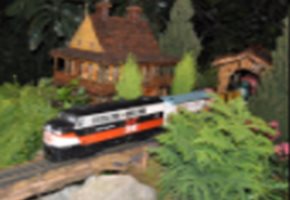 Holiday Light & Train Spectacular Displays