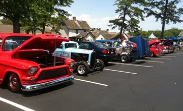 Car Cruise at Historic Smithville