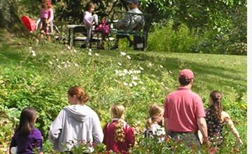 Free Saturday Tour at Reeves-Reed Arboretum