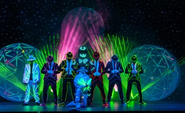 LUMIA; A Futuristic Cirque Show at State Theatre New Jersey