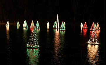 Holiday Light Show on the Lake in Historic Smithville