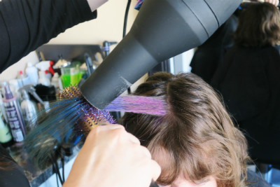 Hair Chalk Applying For Unicorn Hair - Parents Canada