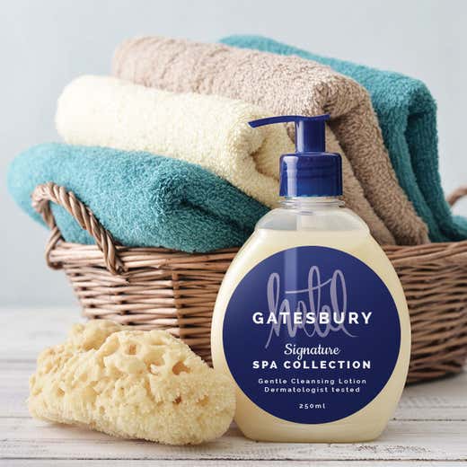 Round stickers on cookie packaging