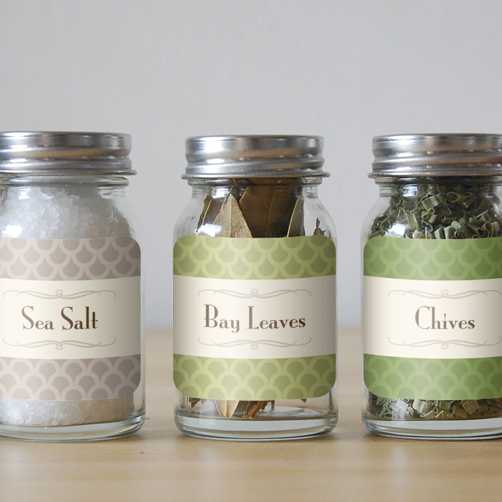 How To DIY Personalized Labels for These Budget-Friendly Spice Jars